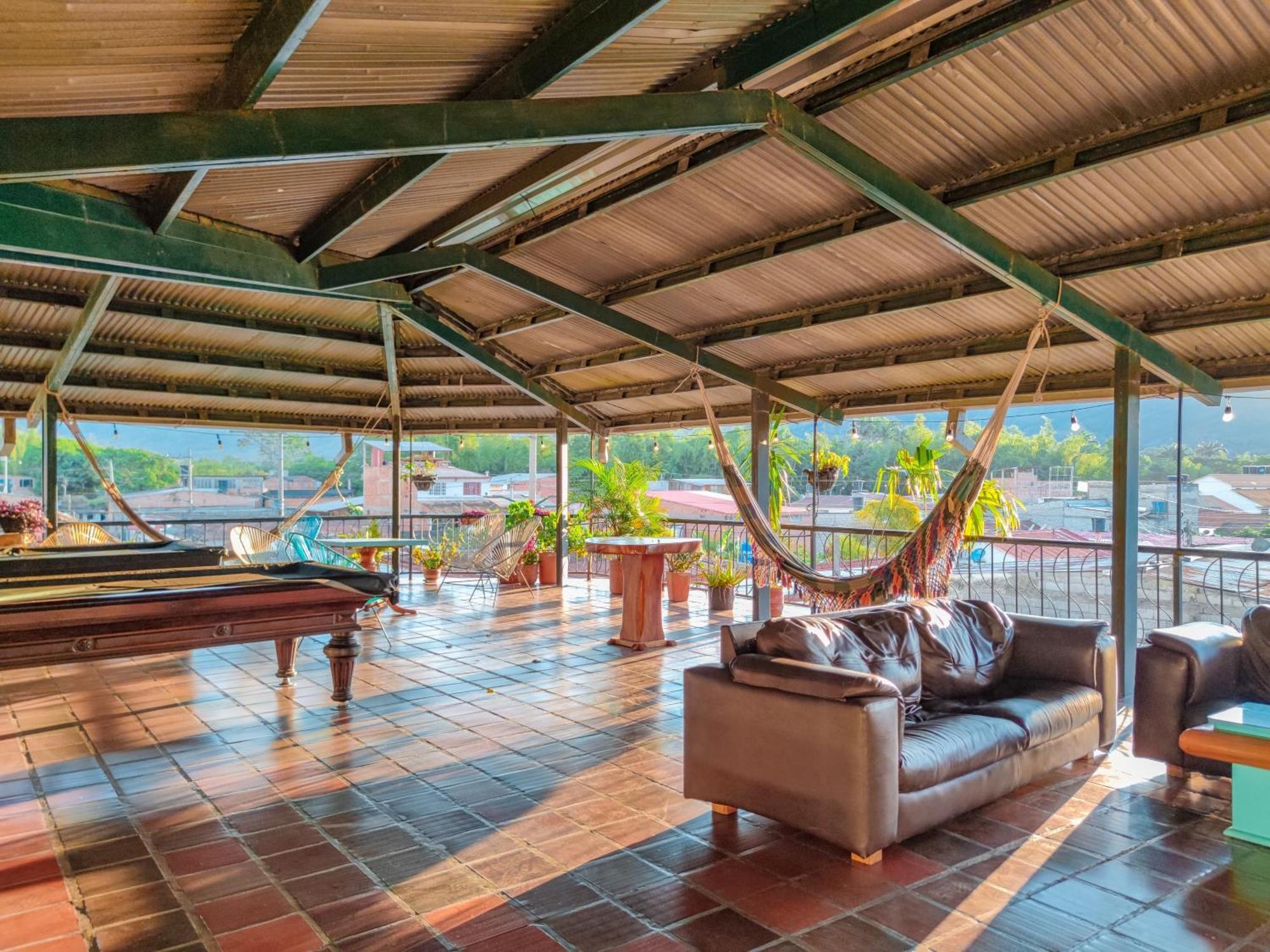 La Rosa Nautica Hostel Guaduas Εξωτερικό φωτογραφία
