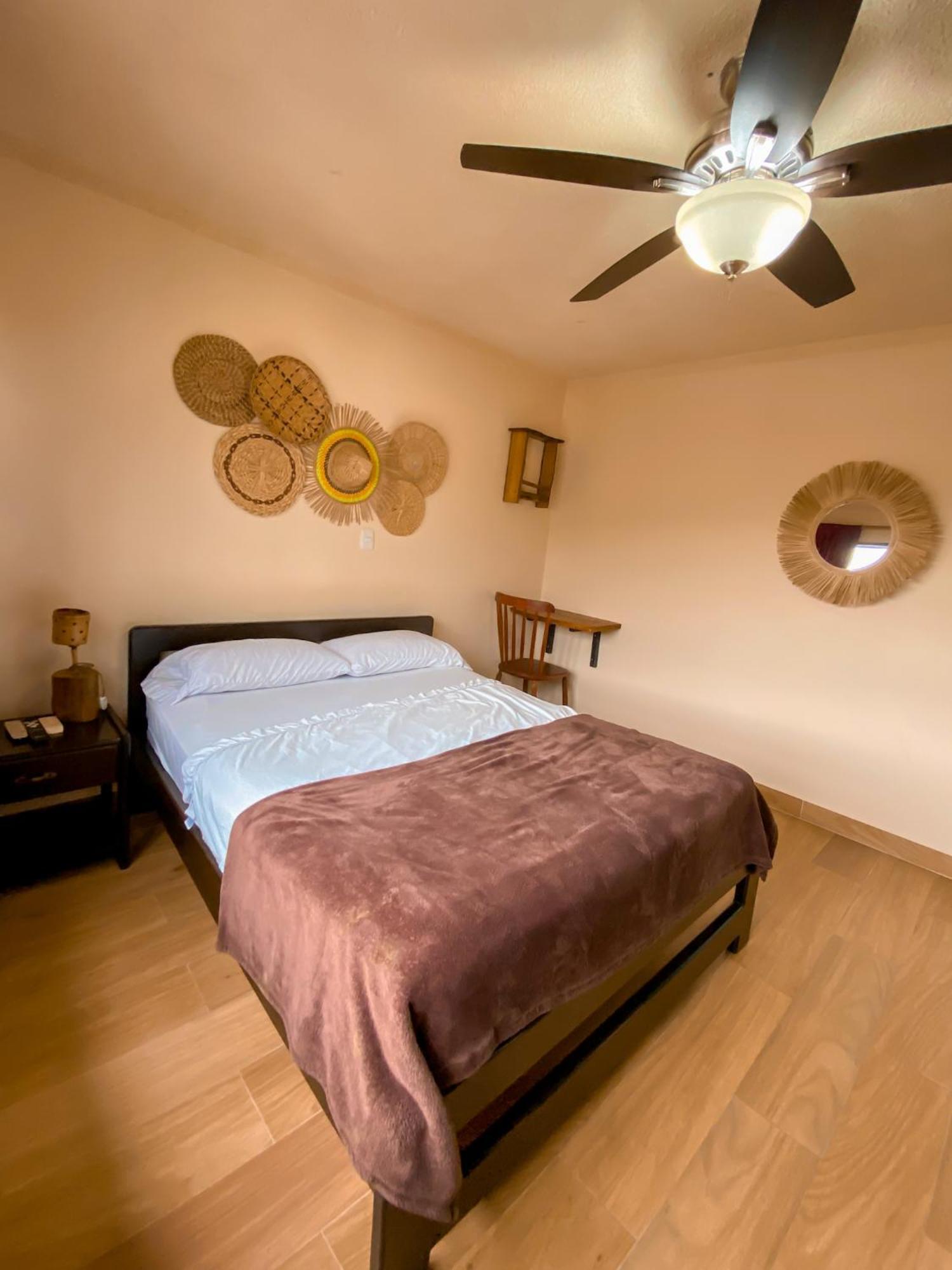La Rosa Nautica Hostel Guaduas Εξωτερικό φωτογραφία