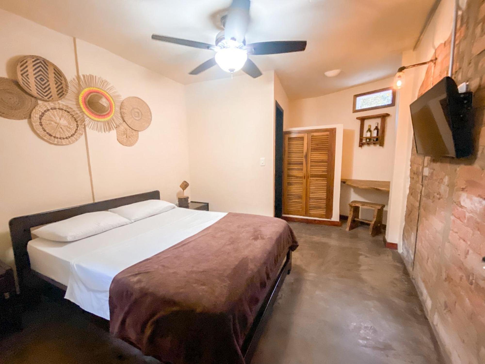 La Rosa Nautica Hostel Guaduas Εξωτερικό φωτογραφία