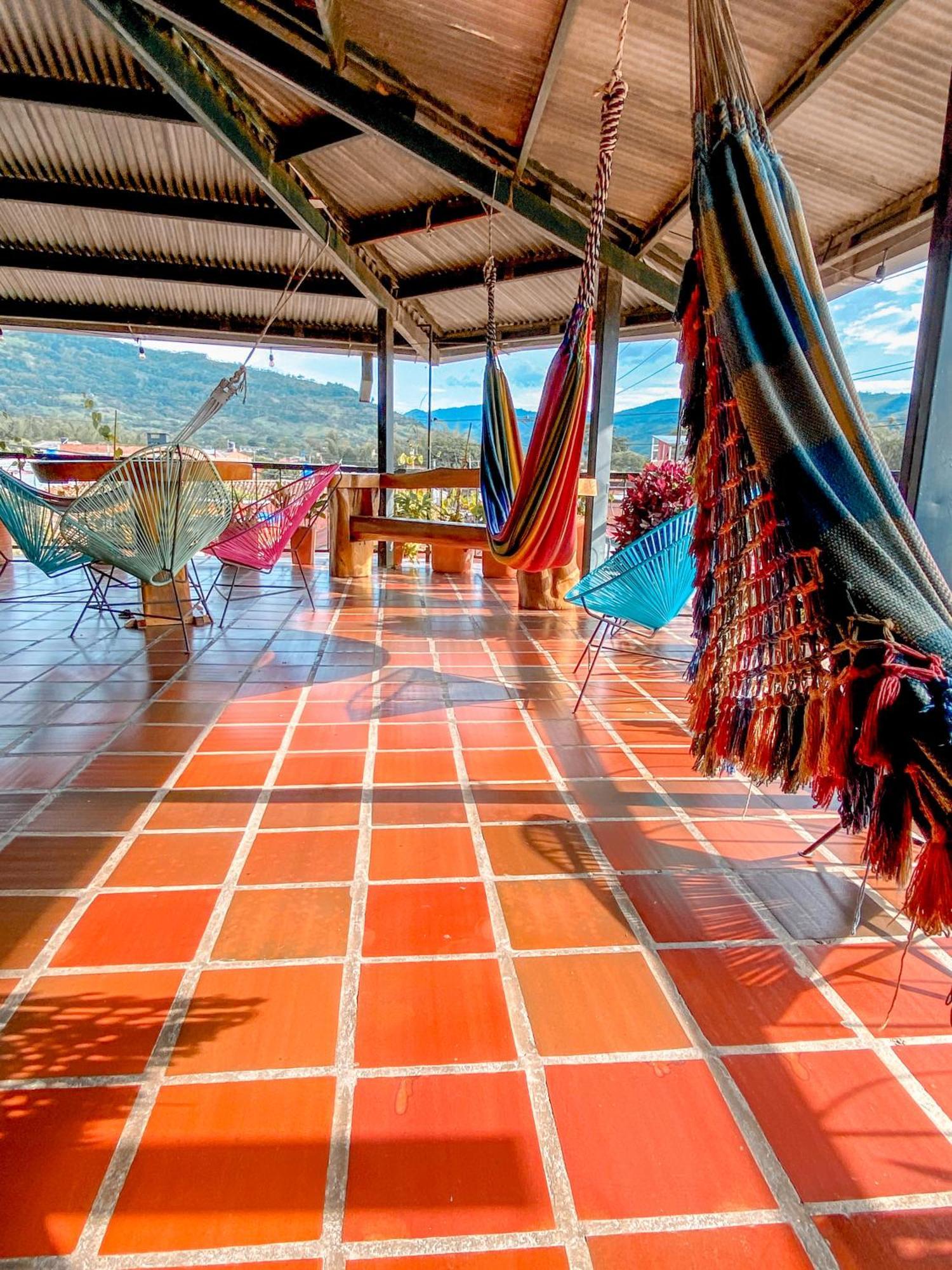 La Rosa Nautica Hostel Guaduas Εξωτερικό φωτογραφία
