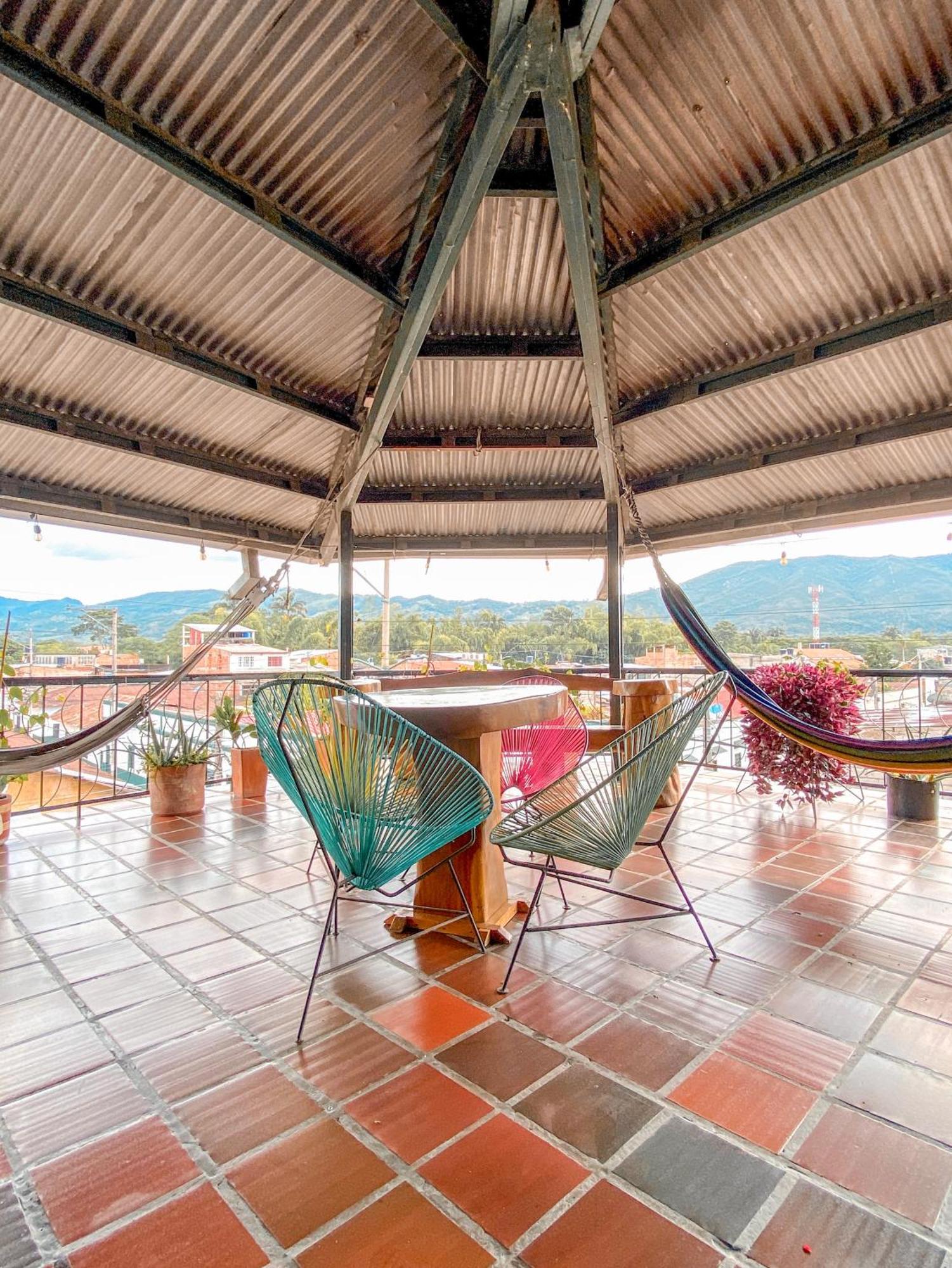 La Rosa Nautica Hostel Guaduas Εξωτερικό φωτογραφία