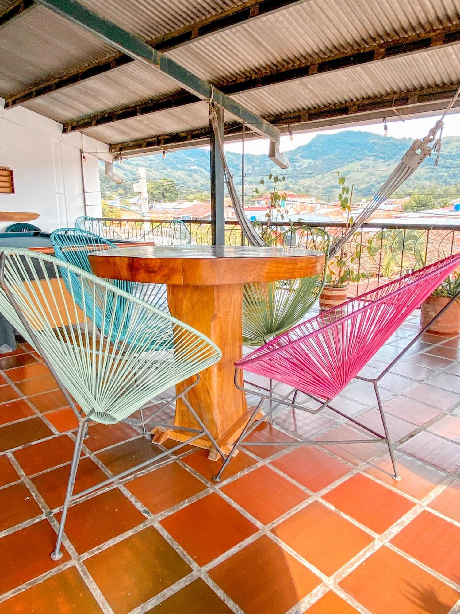 La Rosa Nautica Hostel Guaduas Εξωτερικό φωτογραφία