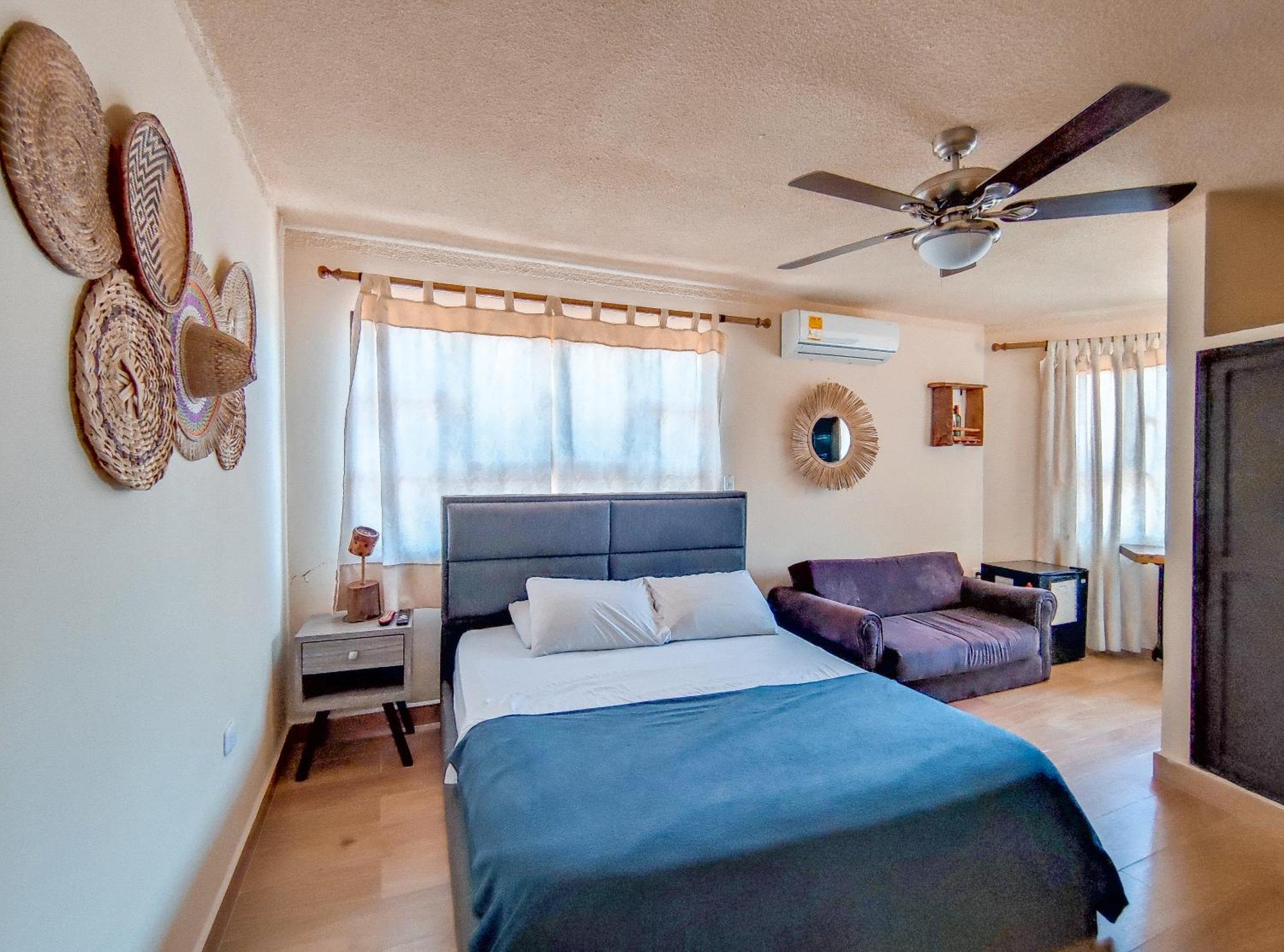 La Rosa Nautica Hostel Guaduas Εξωτερικό φωτογραφία