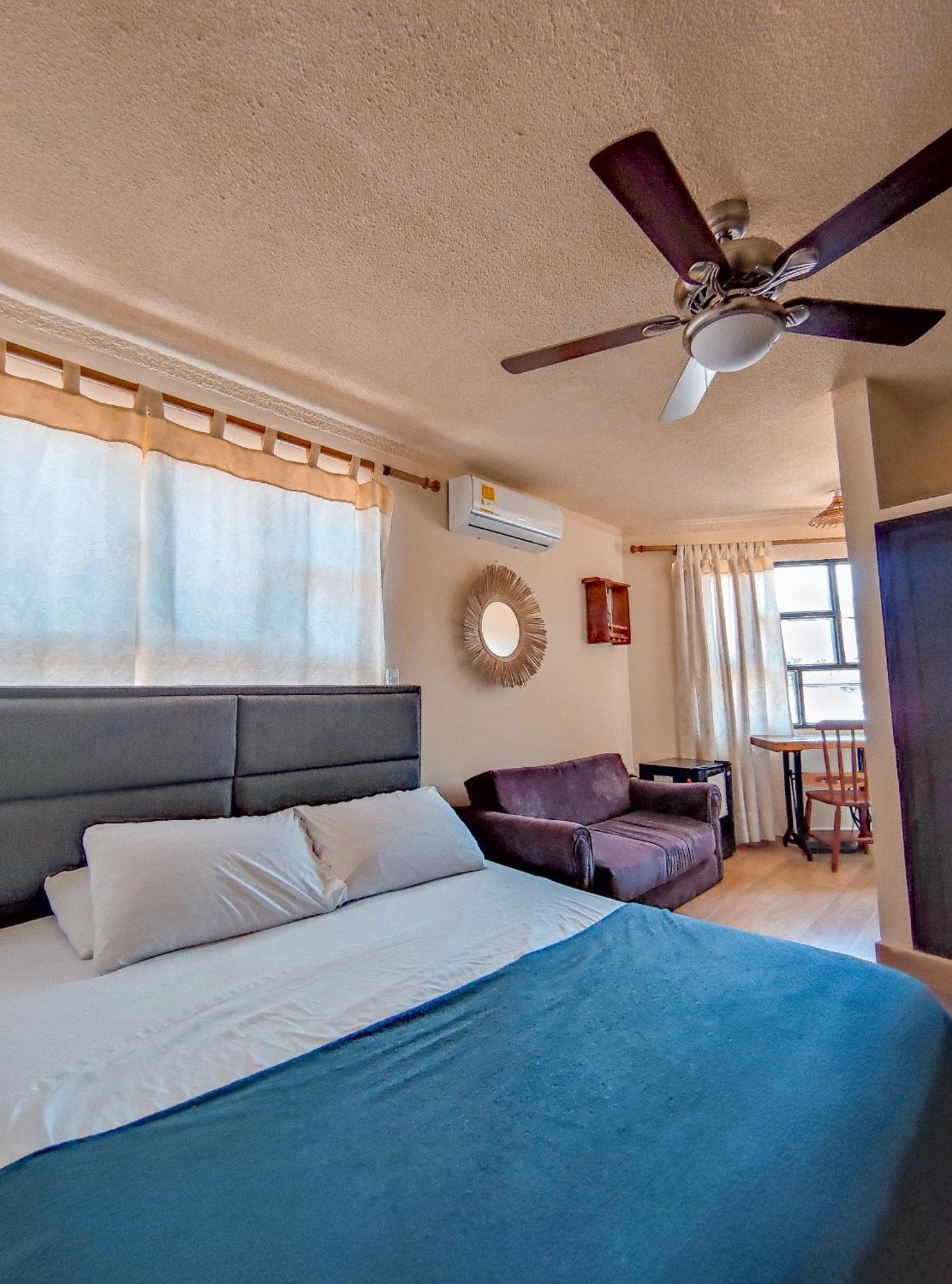La Rosa Nautica Hostel Guaduas Εξωτερικό φωτογραφία